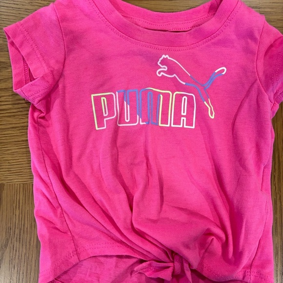 Puma Baby Girl two‎ piece outfit with short sleeve shirt and biker shorts! EUC. - Picture 2 of 5